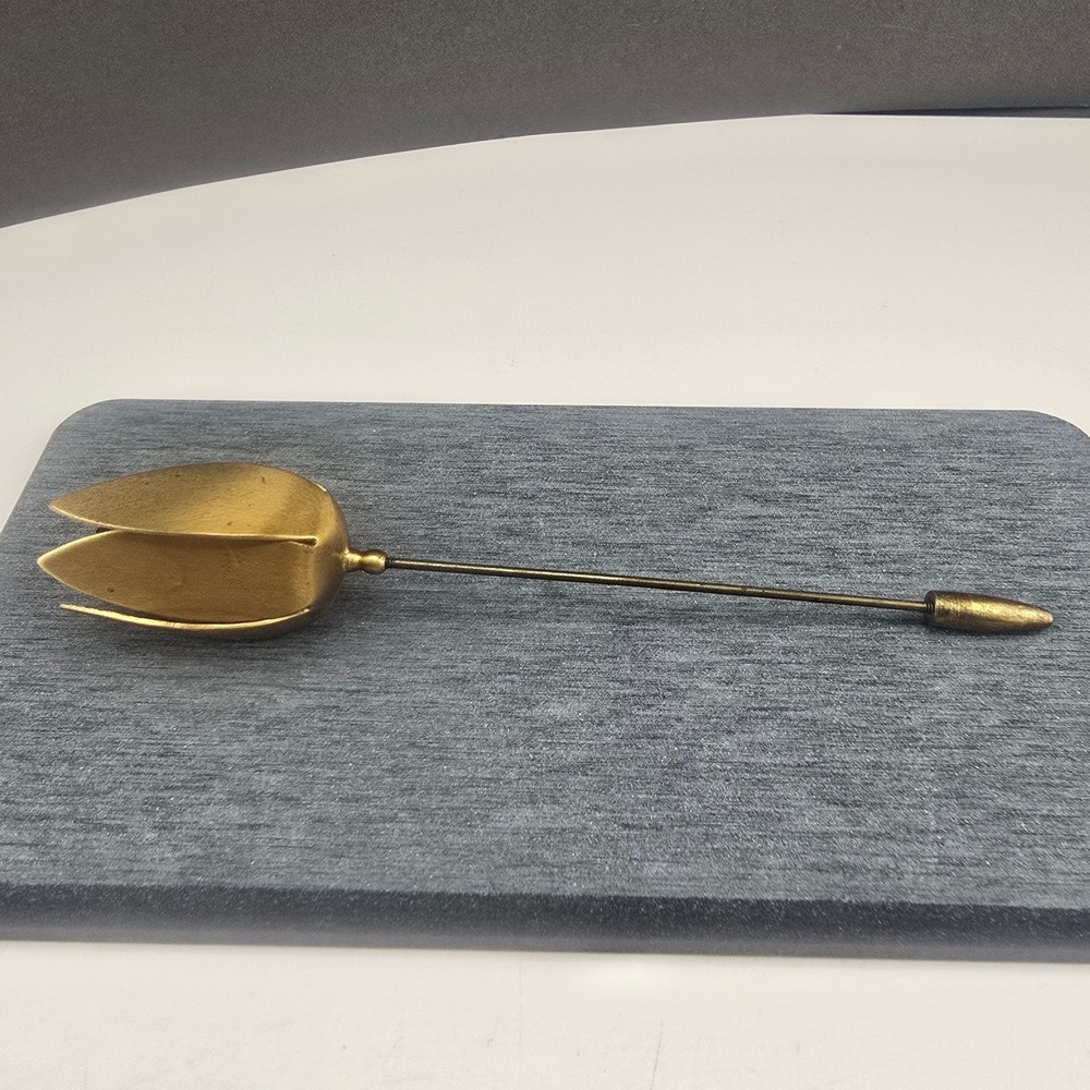 Vintage Estate Stick Pin Gold Tone Sculptural Tulip Flower Bud 5.5 Inch